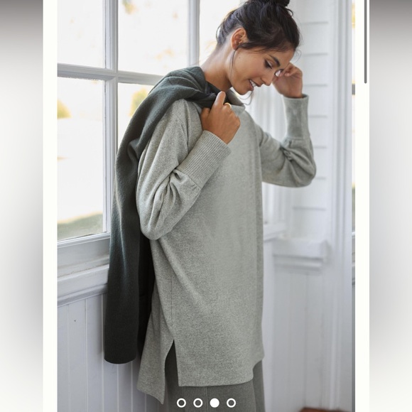 MAEVE FOR ANTHROPOLOGIE Cowl-Neck Tunic Top SIZE SMALL IN COLOR MOSS - Picture 2 of 4